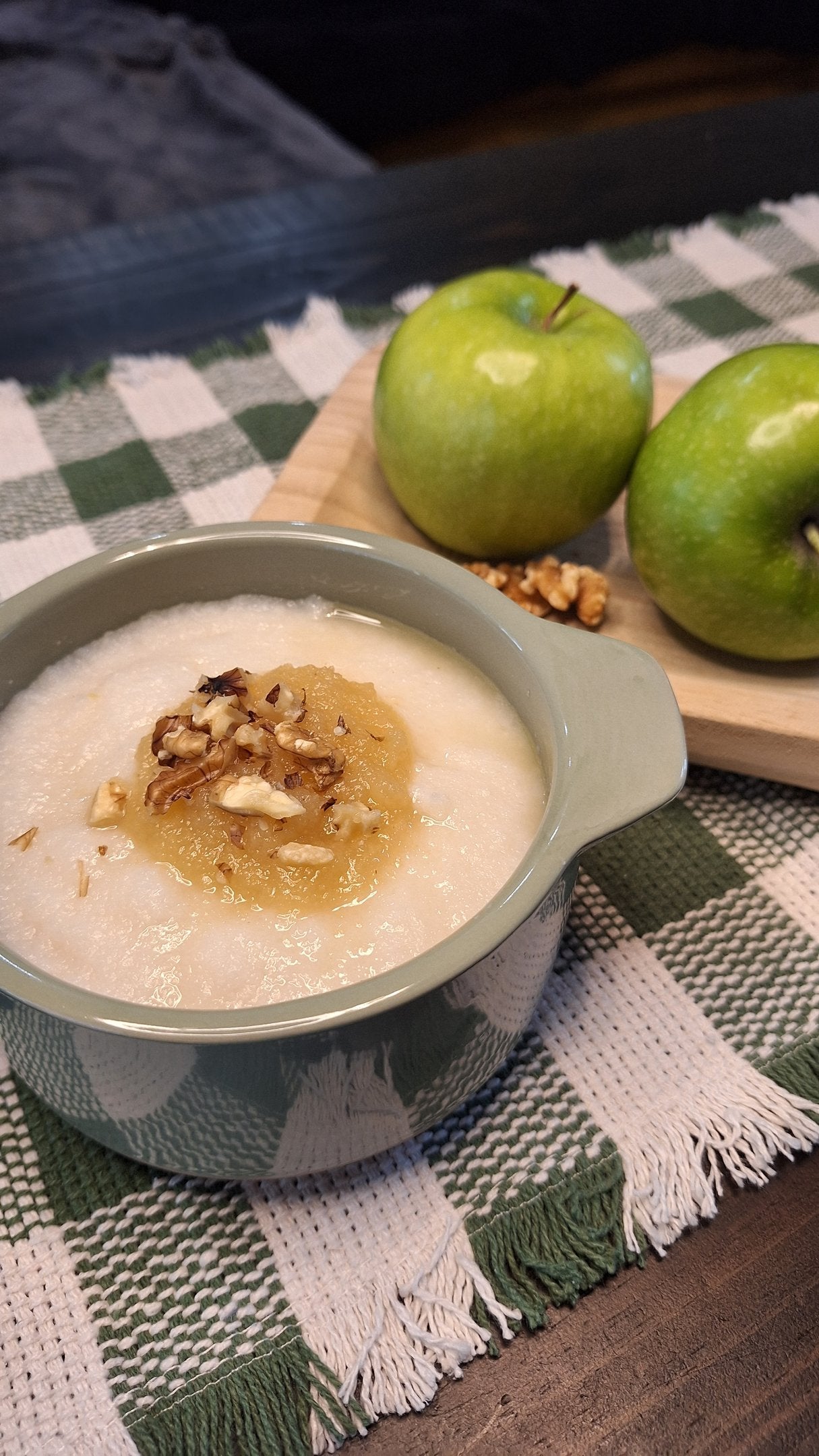 Rogers Rice Apple & Walnut